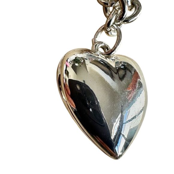 Silver-Tone Swirl Heart Locket Charm Bracelet - Picture 10 of 11